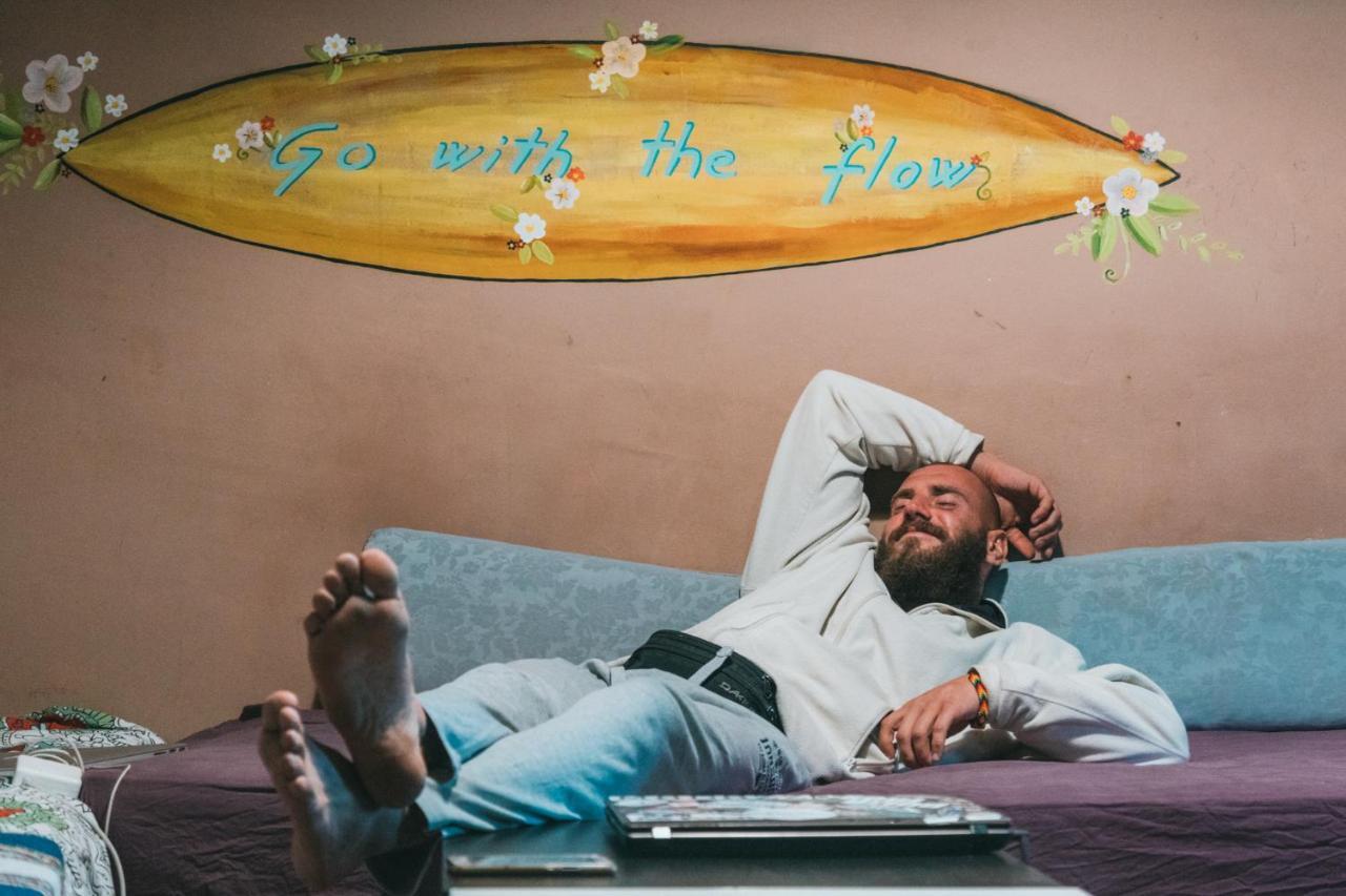 بيت شباب Surf House كالاو سالفاجي المظهر الخارجي الصورة